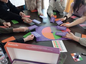 Детальніше про статтю Молодь проти насильства: коли знання стають суперсилою